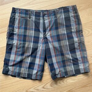 Gap Plaid Shorts Mens 36 Blue Casual Summer Flat Front Lightweight